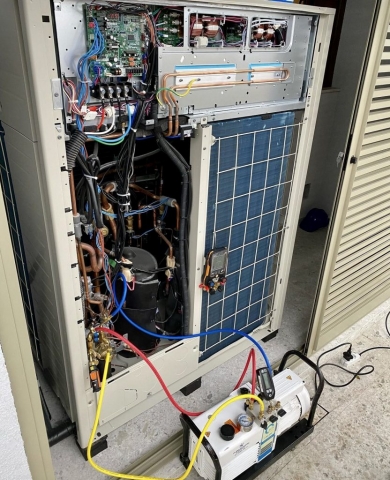 Start Up – Sistema VRV DAIKIN. Condensadora de 18HP.